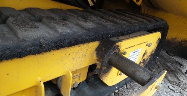 Мини укладчик асфальта на гусеничном ходу TP411